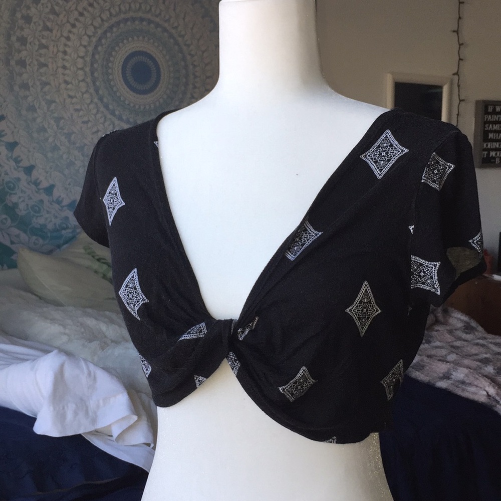 Charlotte Russe Black Patterned Wrap Crop Top